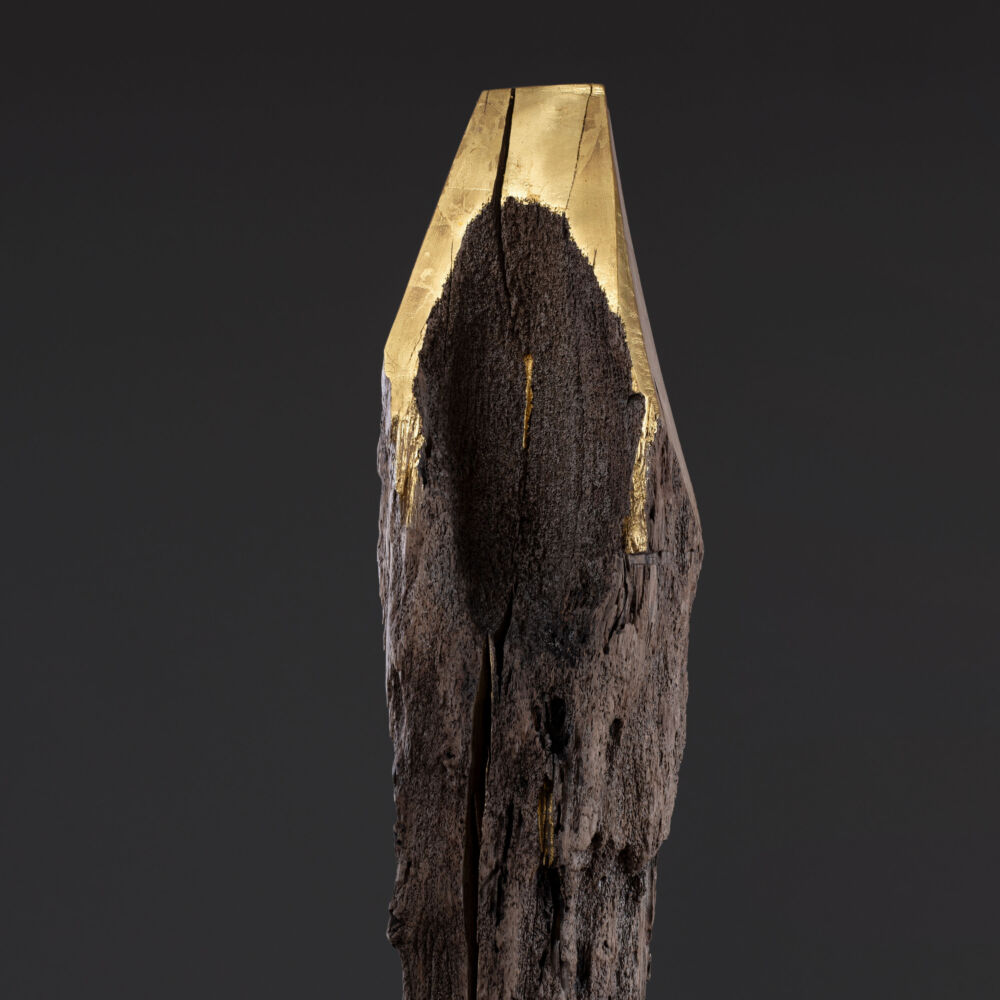 La Bricola sculpture by Tommaso Gentile gold leaf from venice on bricola wood
